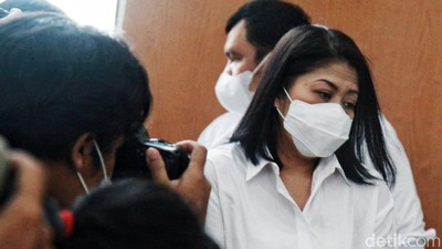 5 Potret Putri Candrawathi: Awal Mula Kasus Yosua hingga Dituntut 8 Tahun