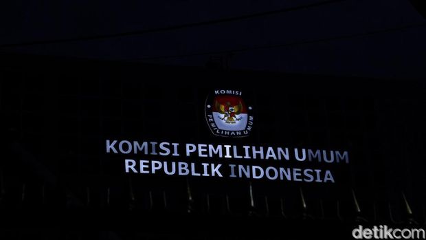 Siapa yang menjadi peserta Pemilu? Pemilu adalah agenda kenegaraan yang dilaksanakan setiap lima tahun sekali. Pemilu kembali dilaksanakan pada 14 Februari 2024