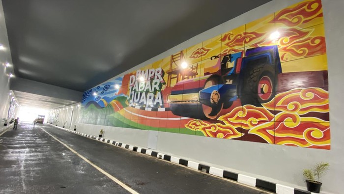 Suasana underpass Dewi Sartika Depok pada Rabu (18/1/2023)-(Devi-detikcom)