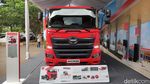 Garangnya Hino500 Ultimate Safety, Truk Canggih Pengangkut Bahan Beracun