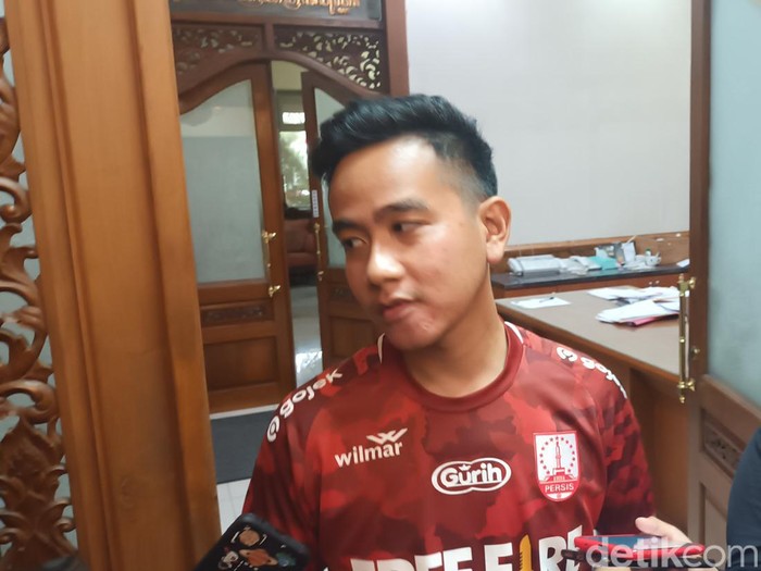 Wali Kota Solo Gibran Rakabuming Raka di Balai Kota Solo, Rabu (18/1/2023).