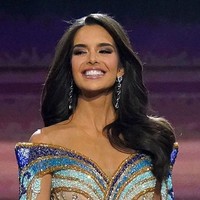 Sementara ini penampilan cantik Amanda di panggung Miss Universe.  Foto: dok. Instagram/ @amandadudamel