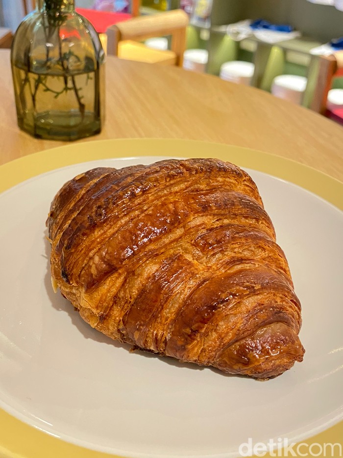 Battle Croissant Battle Croissant