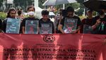 Bawa Keranda Mayat, Suporter Ini Suarakan Tragedi Kanjuruhan
