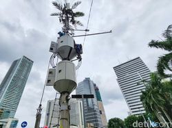 Biar Gaspol! Menara Penguat Sinyal Seluler Ganti Baterai