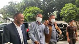 Kepalan Tangan Mau Dihajar? Hercules di KPK