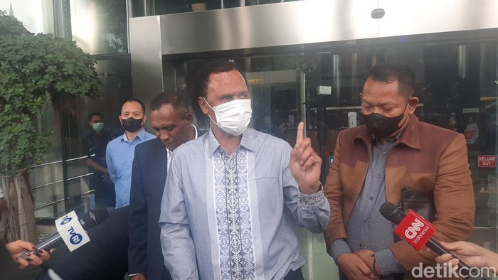 Hercules usai diperiksa KPK di kasus suap MA (dok. Tim detikcom)
