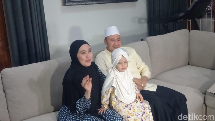 Kartika Putri saat ditemui di rumahnya.