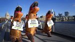 Kawanan Dinosaurus Jajah Kota London untuk Semarakkan Hidup Sehat