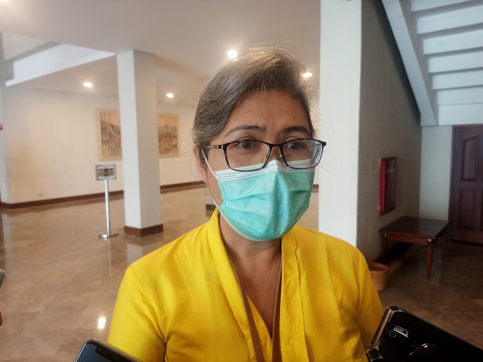 Kepala Bidang Peternakan dan Kesehatan Hewan Dinas Pertanian dan Ketahanan Pangan Provinsi Bali, A.A Istri Inten Wiradewi (50), ketika ditemui pada Kamis (19/1/2023) di Prime Plaza Hotel, Jalan Hang Tuah No. 46 Sanur. (Ni Made Lastri Karsiani Putri-detikBali)