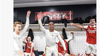 The Gunners sumringah Casemiro tak main akhir pekan ini. Foto: Twitter