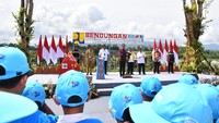 Jokowi menyatakan bendungan ini bakal menjadi pengendali banjir bagi Kota Manado. 