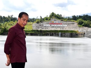Jelang Rabu Pon, Jokowi Ajak Melangkah Menuju Indonesia Maju