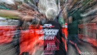 Pelanggaran HAM berat di masa lalu, harus dibuka seterang-terangnya demi membawa keadilan bagi korban.  