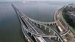 Potret Jembatan di Atas Laut China yang Bikin Takjub