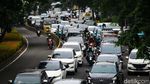 Potret Macet Jalan Gatot Subroto Arah Semanggi Pagi Ini
