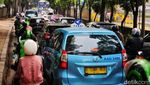 Potret Sehari-hari Kepadatan Lalu Lintas di Jalan TB Simatupang