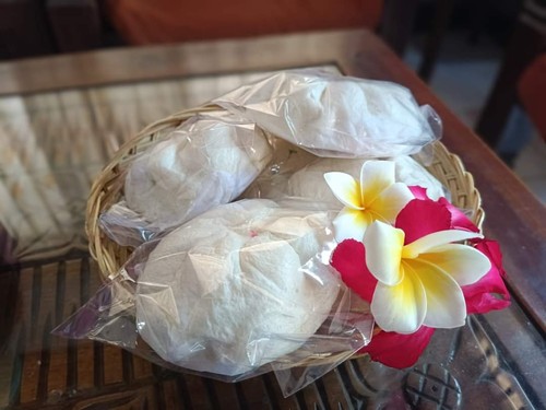 Proses pembuatan Bakpao, sajian wajib saat perayaan Imlek, Kamis (19/1/2023). (I Putu Adi Budiastrawan/detikBali).