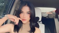Kalau jadi model sih pernah bahkan masih jadi job sampingan sampai sekarang. Kalau main film belum sih, karena takut bentrok sama jadwal latihan dan tanding, kata Safira Ika Putri. (Foto: dok Instagram)