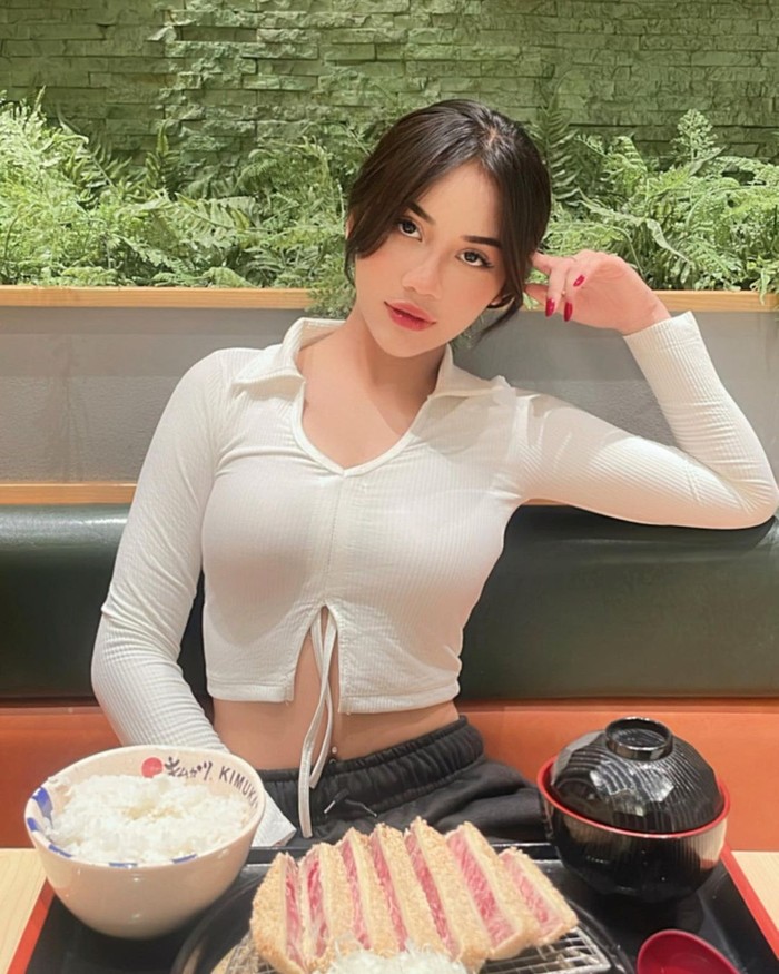safira ika putri safira ika putri