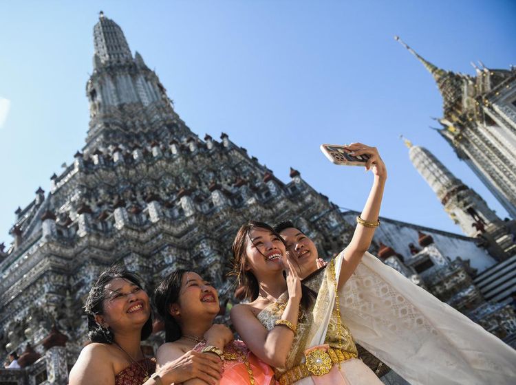 Sehari Menjadi Ratu di Wat Arun Thailand