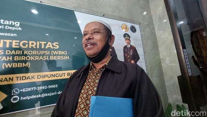 Suyono korban First Travel ke Kejari Depok