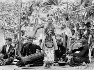 Tari Gandrung dan Sejarahnya Jadi Sarana Intelijen Lawan Penjajahan Belanda