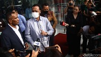 Adapun perkara ini bermula dari operasi tangkap tangan (OTT) yang dilakukan KPK di lingkungan MA pada 21 September 2022. Dalam OTT yang dilakukan di Jakarta dan Semarang itu, KPK kemudian menetapkan 10 orang menjadi tersangka. Dari jumlah tersebut, termasuk di antaranya hakim agung Sudrajad Dimyati. Lalu dari sinilah kasus suap penanganan perkara di MA dimulai hingga berkembang dan menyasar hakim agung lainnya, yakni Gazalba Saleh.