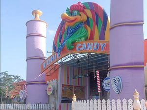 Seru-seruan di Wisata Dunia Candy Kediri Sambil Lihat Pembuatan Permen