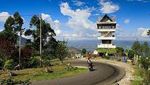 Lihatlah Keindahan Danau Toba dari Menara Pandang Tele Ini