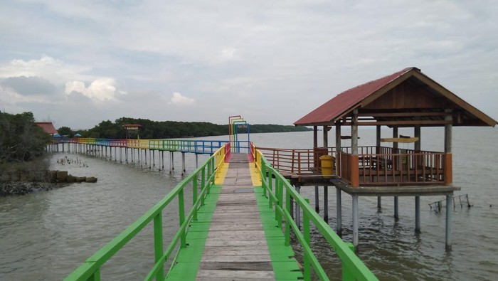 wisata pantai kutang lamongan