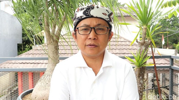 Zaini Alif, pendiri Komunitas Hong