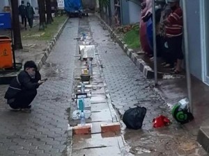 Ulah Pasien RSMH Palembang, Rebutan Antrean Diwakili Helm-Batu Bata