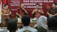 Daniel bersyukur diskriminasi itu semakin berkurang sejak pencabutan Perpres diskriminasi kepemimpinan Presiden Abdurrahman Wahid (Gus Dur). Dia menyebut perayaan Imlek yang dijadikan hari libur nasional merupakan tanda kemajuan dari diskriminasi terhadap etnis Tionghoa.
