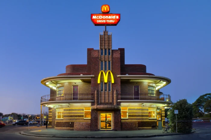 Desain gerai McD terindah di dunia Megah dan Keren! Ini 10 Desain Gerai McDonald's Terindah di Dunia