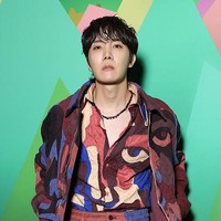 Sementara itu, film dokumenter J-Hope IN THE BOX akan tayang di Weverse dan Disney+ Hotstar pada 17 Februari mendatang. Film itu mengikuti persiapan album solo hingga penampilan J-Hope BTS di Lollapalooza. Foto: Getty Images