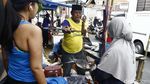 Jelang Imlek, Pedagang Ikan Bandeng Musiman Ramai di Rawa Belong