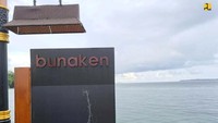Berbagai infrastruktur pendukung pun disiapkan untuk menjadikan kawasan wisata taman laut tersebut menjadi lebih baik.