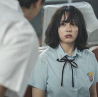 Penampilan Terbaru Song Hye Kyo Remaja Bikin Pangling, Diduga Oplas