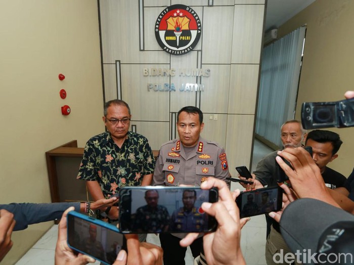 Kabid Humas Polda Jatim menyampaikan perkembangan terkini kasus KDRT Venna Melinda