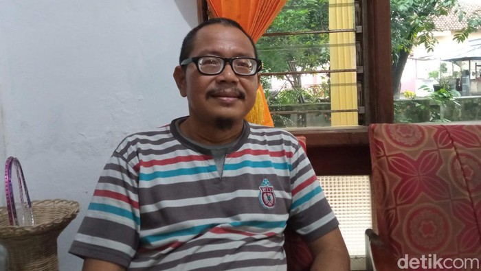 Ketua Lembaga Bahasa Cirebon, Akbarudin Sucipto