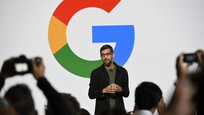 Sundar Pichai, chief executive officer of Google Inc., speaks during a Google product launch event in San Francisco, California, U.S., on Tuesday, Oct. 4, 2016. Google is embarking on a wholesale revamp of its mobile phone strategy, debuting a pair of slick and powerful handsets that for the first time will go head-to-head with Apple Inc.s iconic iPhone. Photographer: Michael Short/Bloomberg via Getty Images
