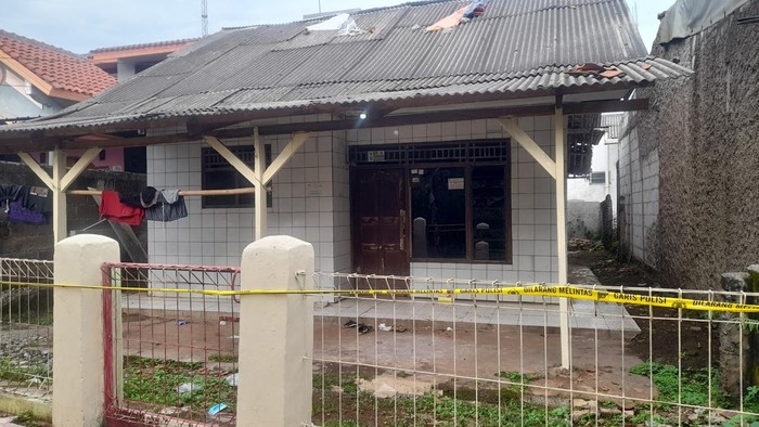 Kondisi terkini rumah yang dikontrak pelaku pembunuhan berantai atau serial killer di Bekasi.