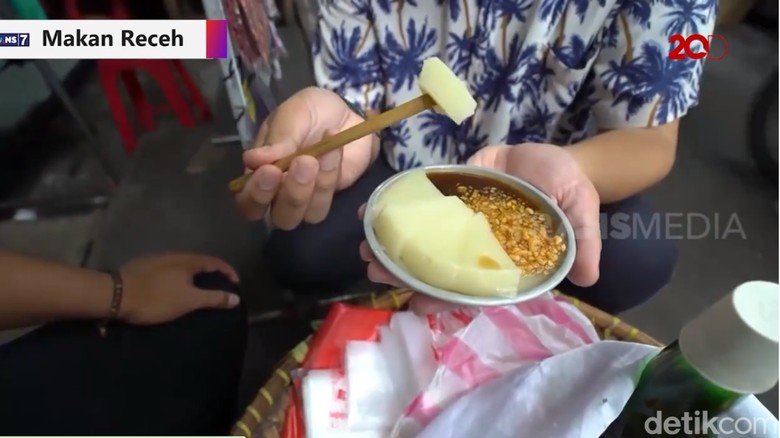 Kue mipan di Glodok Kue mipan di Glodok