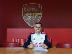 Leandro Trossard Gabung Arsenal, Kena Sindir Adam Lallana