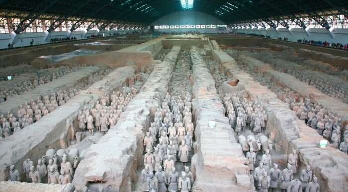 Makam Kaisar Pertama China