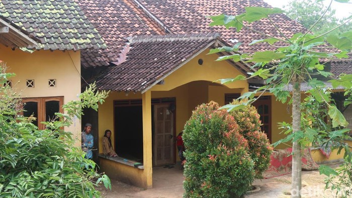 Rumah Tugiyah di Gunungkidul yang dulu mengalami perabotan terbakar seara misterius.