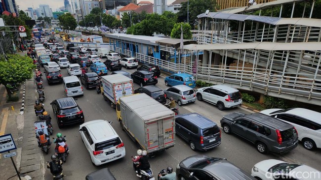 Kabar Jalan Berbayar di Jakarta Dibantah
