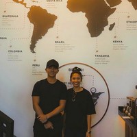 Dalam hal pendidikan, Putri Azemah merupakan lulusan fakultas hukum Universitas Warwick, Inggris. (Foto: instagram/@tmski)