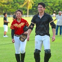 Putri Azemah yang menikah di usia 38 tahun ini dikenal sebagai atlet olahraga polo. Dia sering memenangkan medali dan merupakan bagian dari tim nasional polo Brunei Darussalam. Salah satu prestasinya, memenangkan medali emas SEA Games 2017. (Foto: Dok. Instagram @bernardchandran)